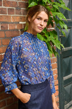 Tolsing Tine Vendeskjorte / Blue Flowers & Dots
