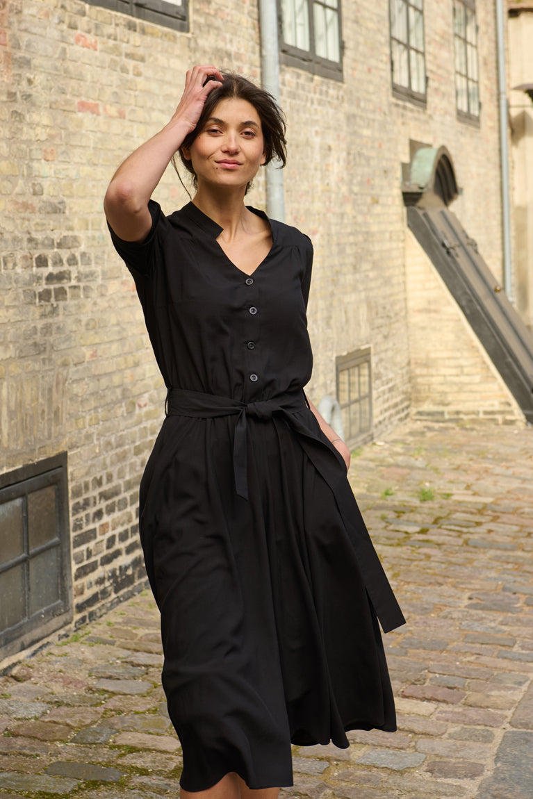 Tolsing Rie Dress / Black