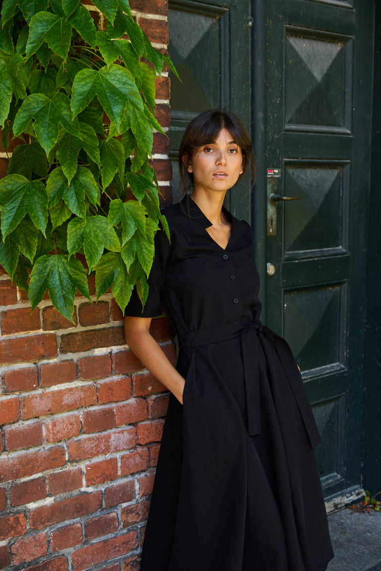 Tolsing Rie Dress / Black