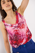 Tolsing Vigga Top / Purpel Flowers