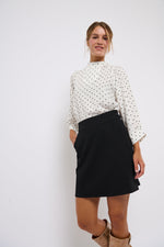 Tolsing Thea Nederdel / Black Strukture