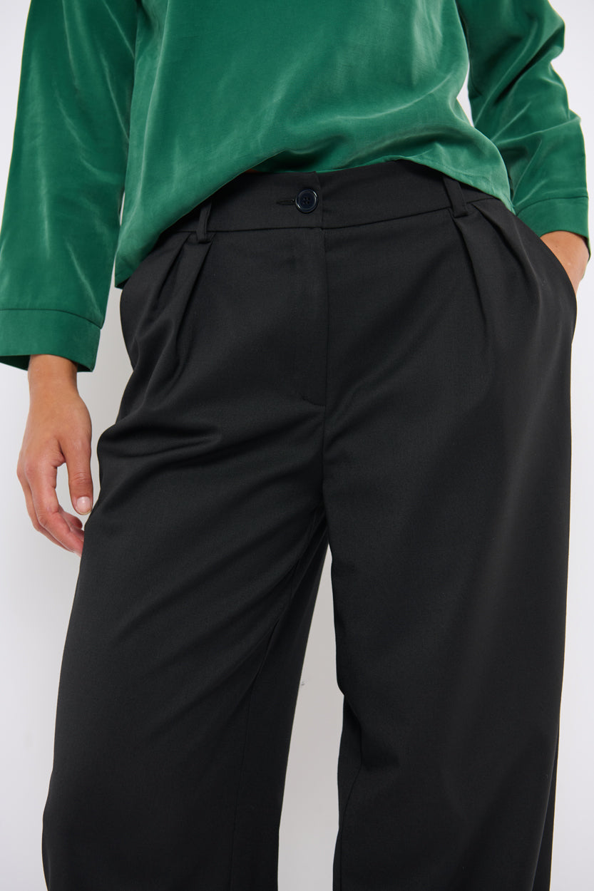Tolsing Nynne Pants / Black Wool